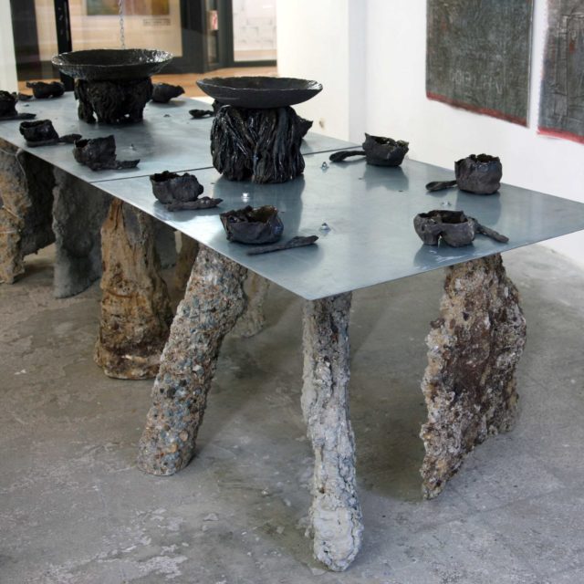 Grotto table / Alexis Deconinck / 2022