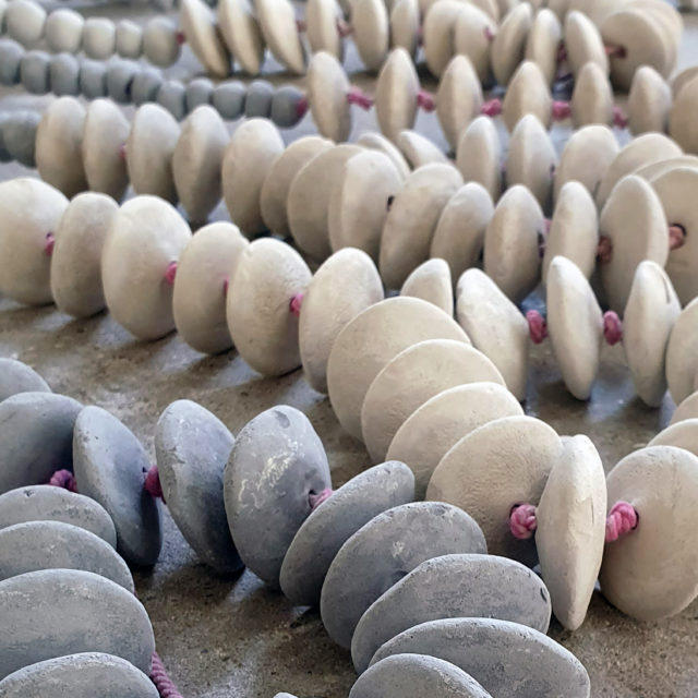 Adornos (ornaments) / Maria Saygua André / 2024